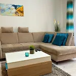Asboth Taylor Apartment *