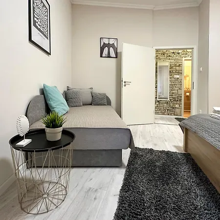 Asboth Taylor Apartment Budapest