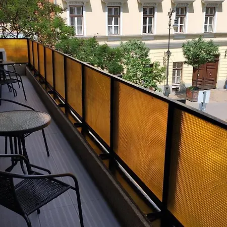 Apartamento Asbóth Taylor