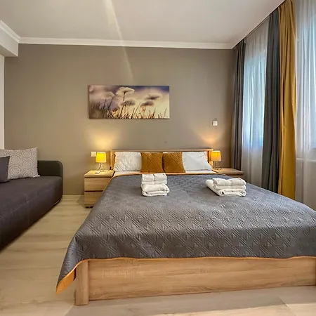 Asboth Taylor Apartmán *