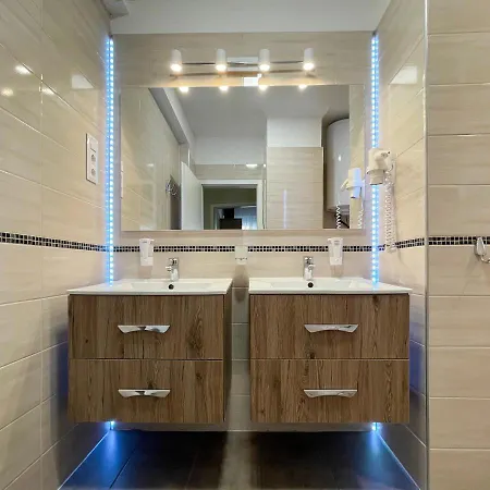 Asboth Taylor Apartament *