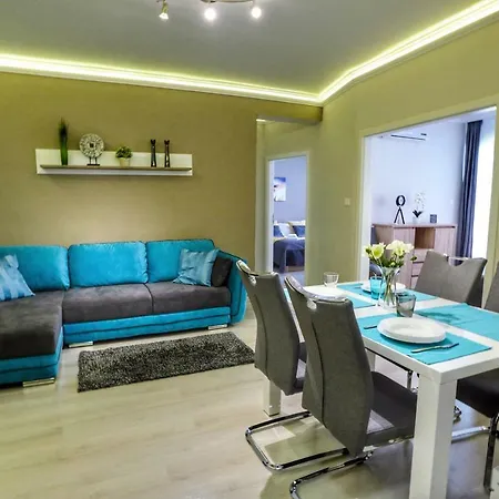 Asboth Taylor Budapeszt